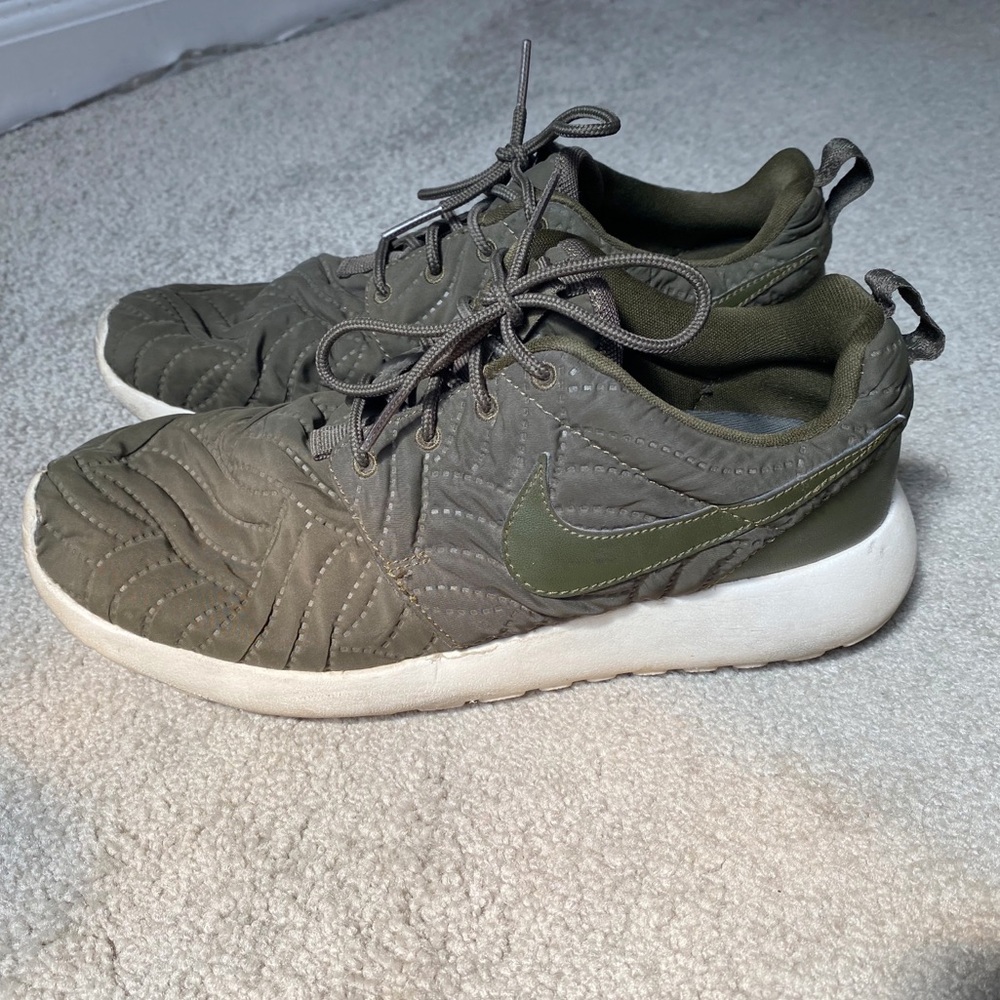 Nike shoes